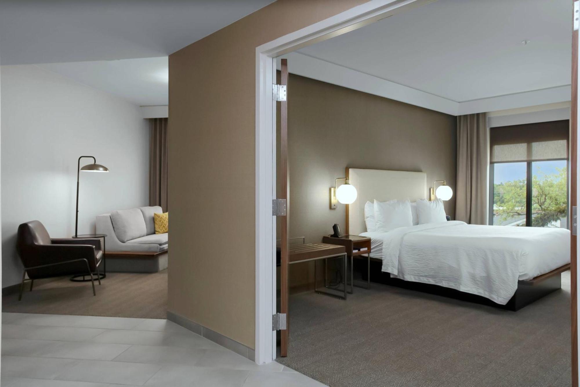 Courtyard By Marriott Thomasville Downtown Экстерьер фото