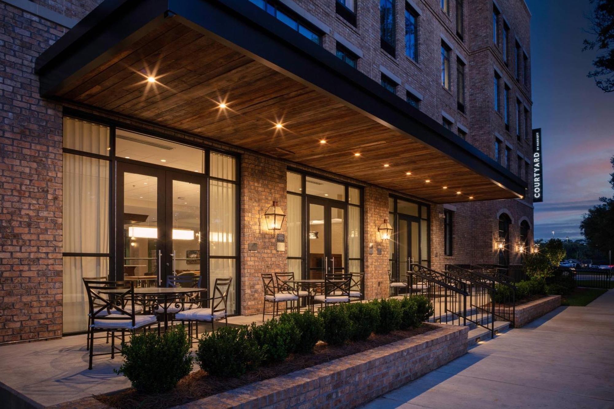 Courtyard By Marriott Thomasville Downtown Экстерьер фото